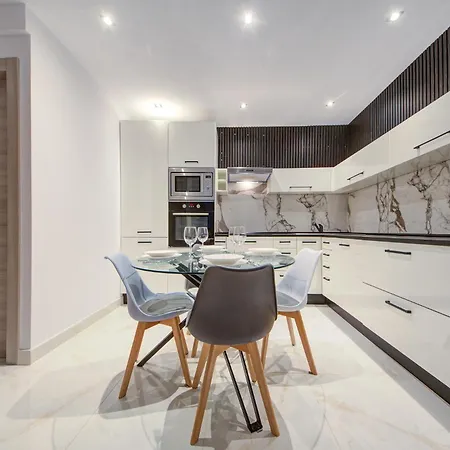 Appartamento Modern 2br With Full Amenities In By 360 Estates Gzira