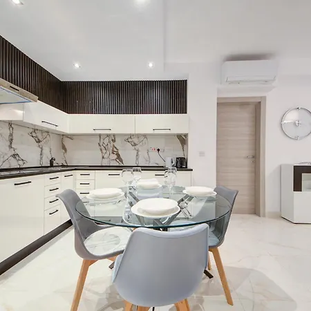 Modern 2br With Full Amenities In By 360 Estates Gzira