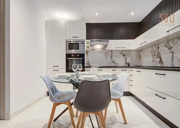 Modern 2br With Full Amenities In By 360 Estates Apartamento