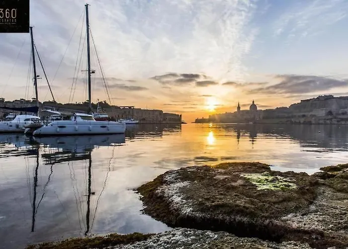 Apartamento Modern 2br With Full Amenities In By 360 Estates