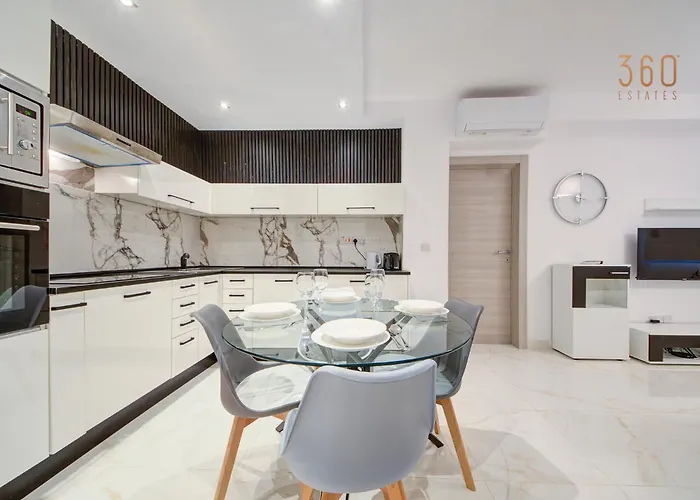 Modern 2br With Full Amenities In By 360 Estates Gzira