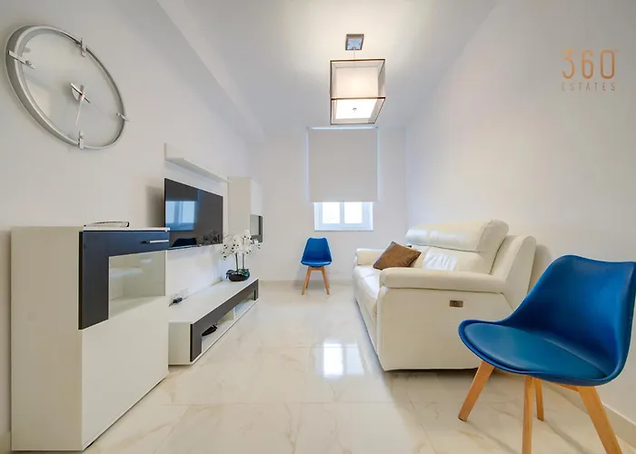 Apartamento Modern 2br With Full Amenities In By 360 Estates *