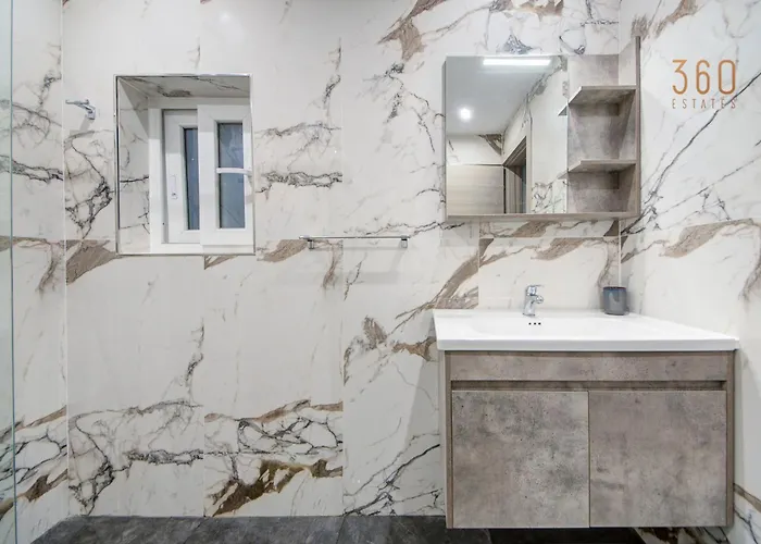 Modern 2br With Full Amenities In By 360 Estates *