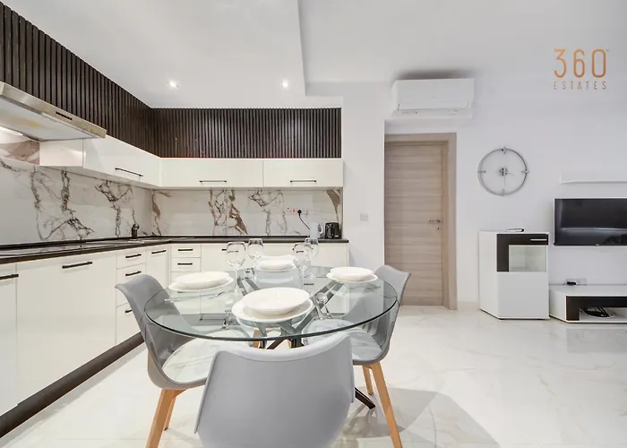 Modern 2br With Full Amenities In By 360 Estates Apartamento *